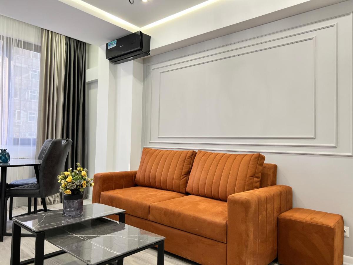 Cozy Apt 3 City Center Erevan Exterior foto